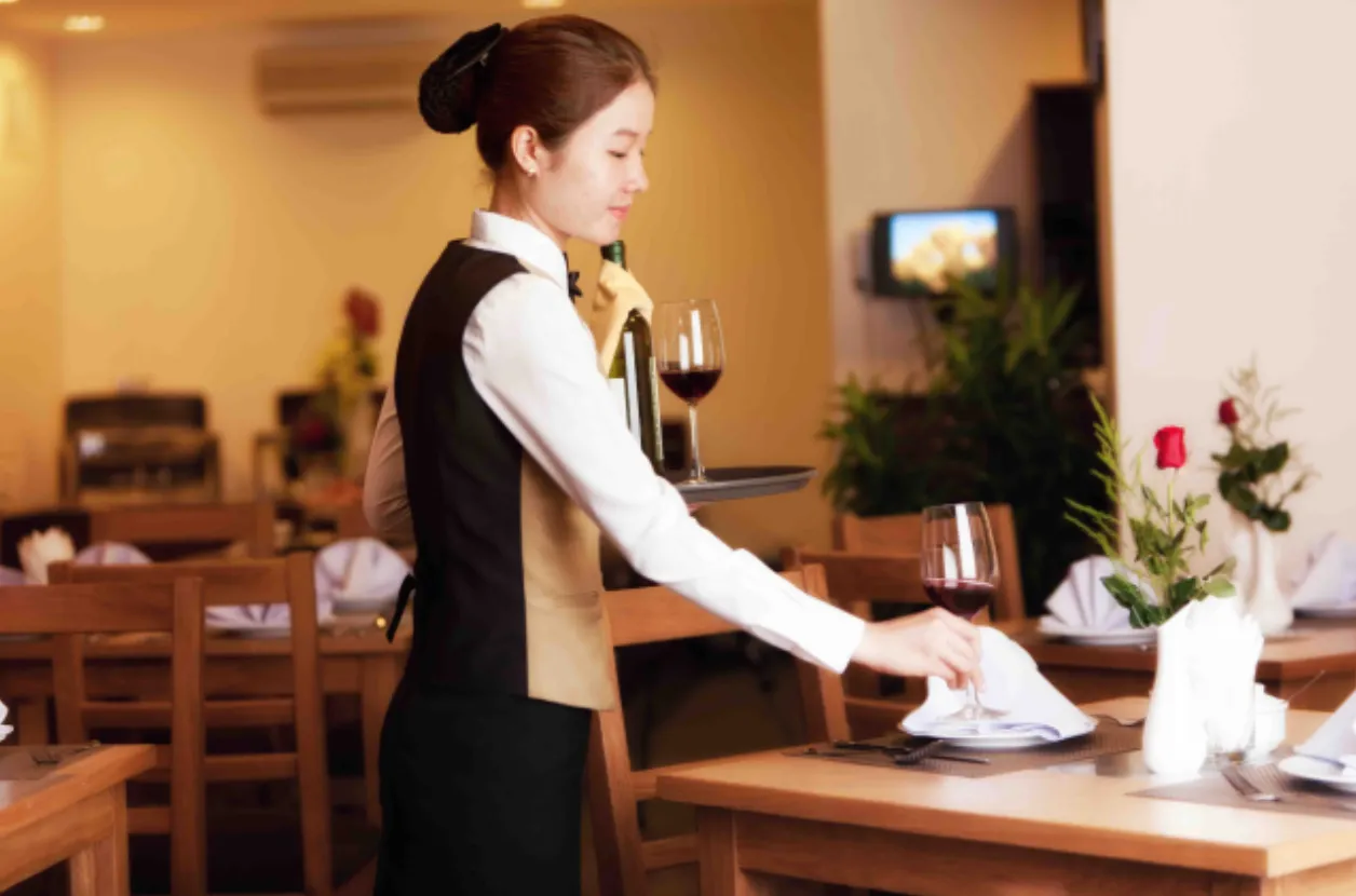Du học Đức Tống Vũ Phương – Du học Nghề Nhà hàng Khách sạn 2025