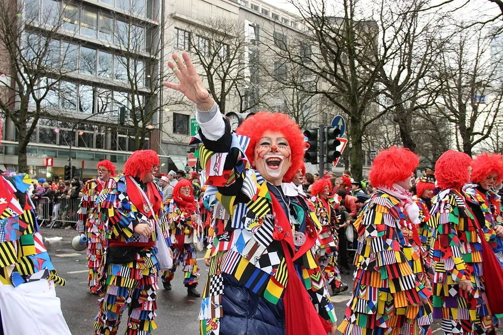 Le-hoi-karneval-o-duc-3